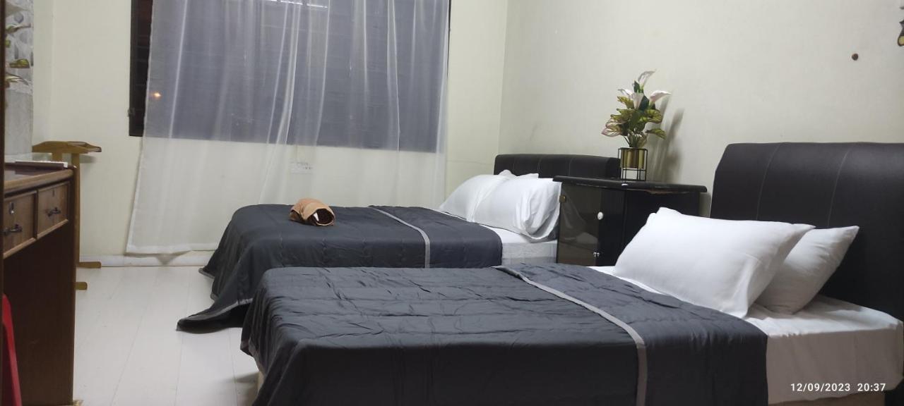 Vila Alorsetar Towncentre By Astarila Guesthouse-amancentral -islam Sahaja - 2storey Banglo, Private Pool, Bbq Area & Sports - Max 30pax *